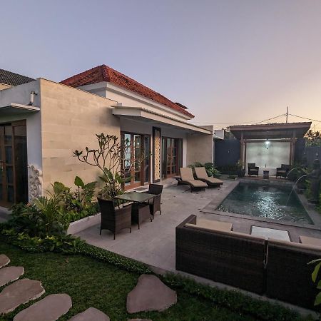 Villa Na-Na Ubud Εξωτερικό φωτογραφία